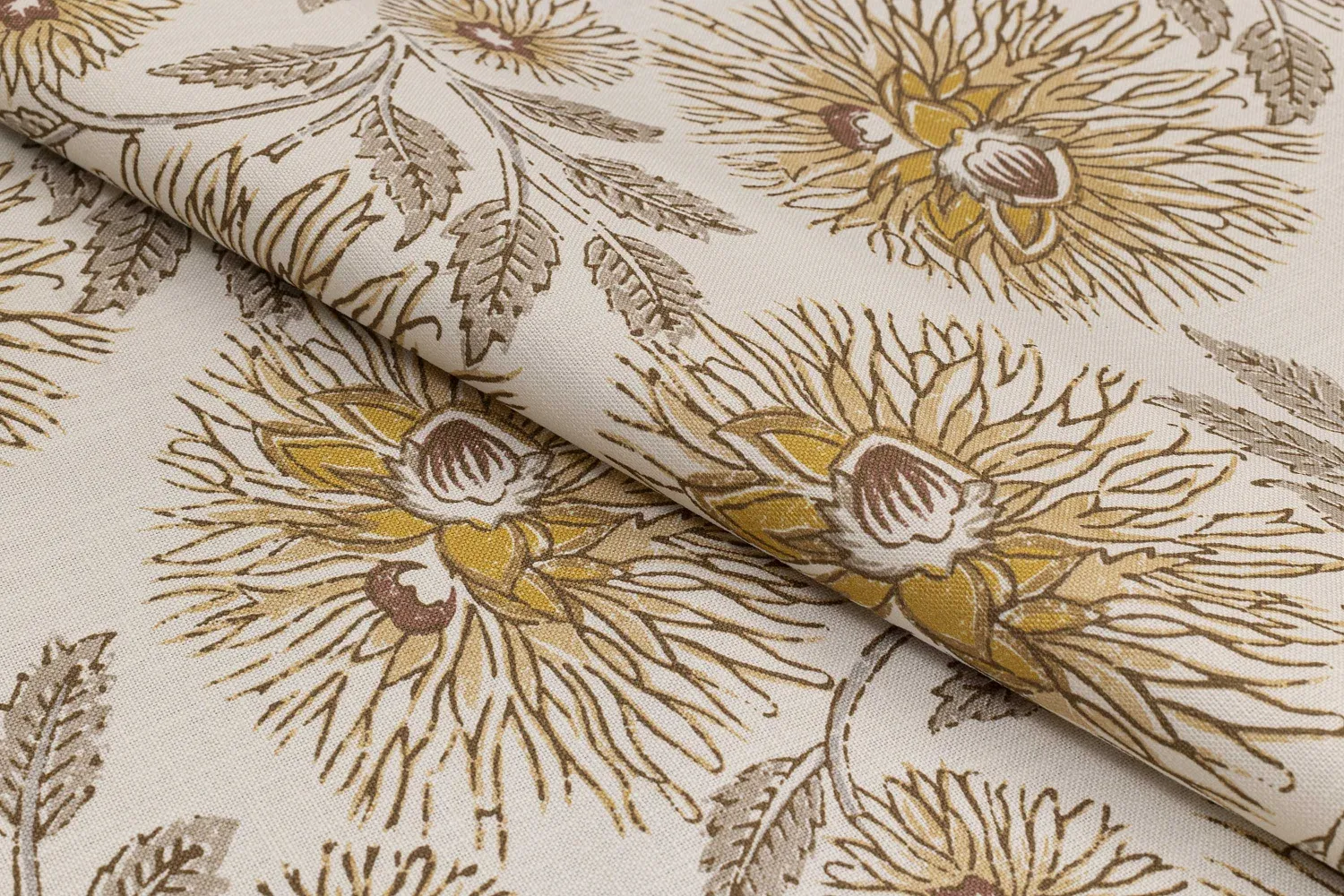 DAHLIA TRAIL TURMERIC 